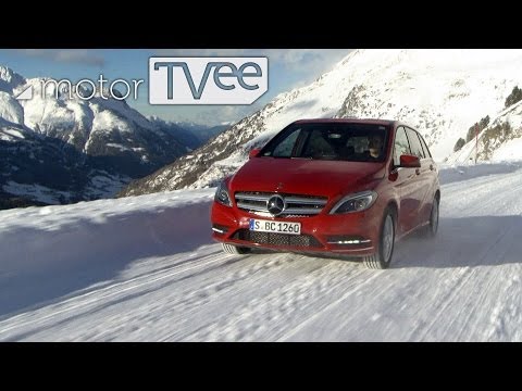 Mercedes 4MATIC Compact Class: Safety first or fun on four wheels? | motorTVee