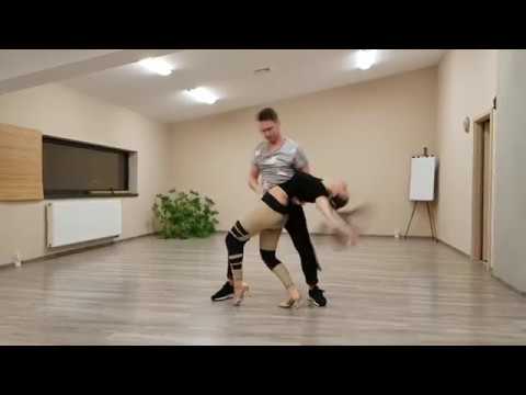 Grupo Extra feat. Yuko & Valentin - Sigo Siendo Tu Yo [Peter & Sasa] Bachata Fusion @ Ekolor 2018