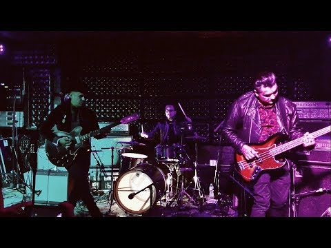 The Slashes - Heavy Bowie (Live @ The Casbah)