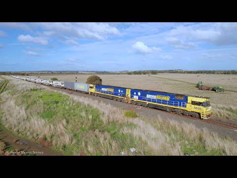6MP4 Pacific National / TOLL Container Train With NR105 & NR100 (9/6/2023) - PoathTV Railways