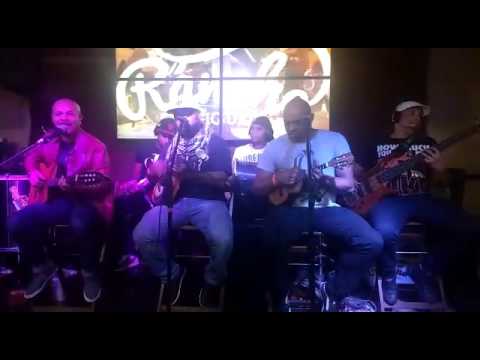 DISFARCE - Chiquinho dos Santos e Banda Bate Firme - autoria