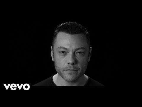 Tiziano Ferro - La Prima Festa Del Papà