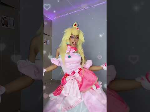 PRINCESS PEACH HOPPED ON THIS TREND?!😳 #princesssachiko #sachi_hime96 #princesspeach