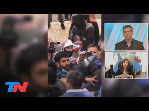 La intendenta de La Rioja denuncia que un grupo de manifestantes intenta tomar la municipalidad