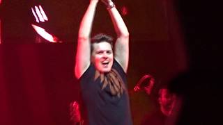 MICHAEL PATRICK KELLY ~ ET VOILA ~ DÜSSELDORF 30711/2018