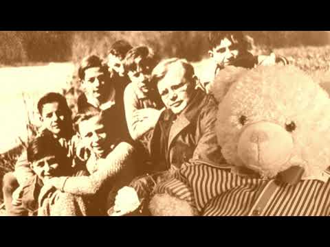 Prof. Bärsten liest "Von der Dummheit" aus "Widerstand und Ergebung" von Dietrich Bonhoeffer