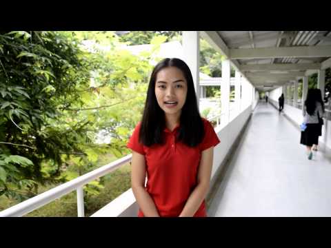 เชื้อโรคหญิงในคิรอฟ สาวและดูดหัวนมชันของเขา