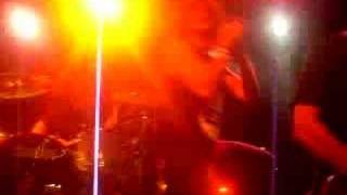 Columbia-Destroy the Runner live