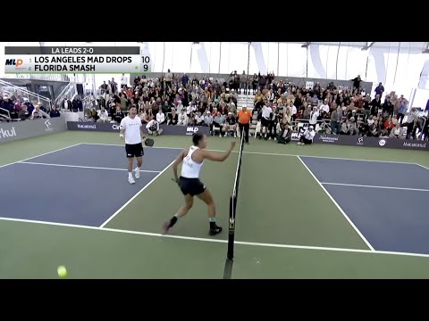 Jessie Irvine back-to-back-to-back RIDICULOUS points vs Julian Arnold