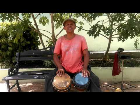 Bongo lessons in Santiago de Cuba