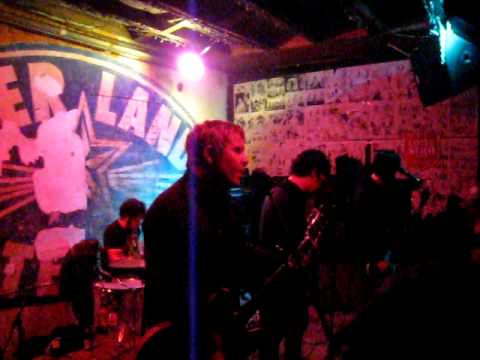 The Ape-Shits - I Want No One, Beerland Style!