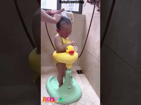 How Can I Make Baby Bathing Easier? The Baby Bath Standing Shower is the Answer!#Shorts