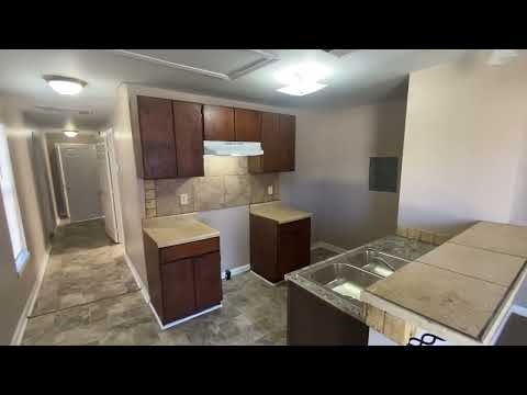 727 1/2 3rd Ave N - Video 6 of 6