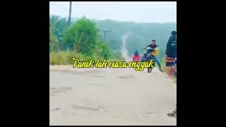 Download lagu panik gx?.. mp3