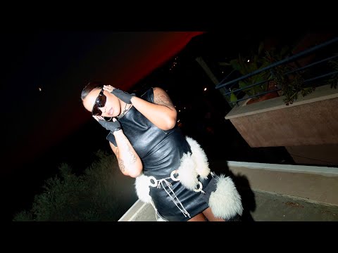 YASMYN Feat. FATHERGOD -  FREAKY