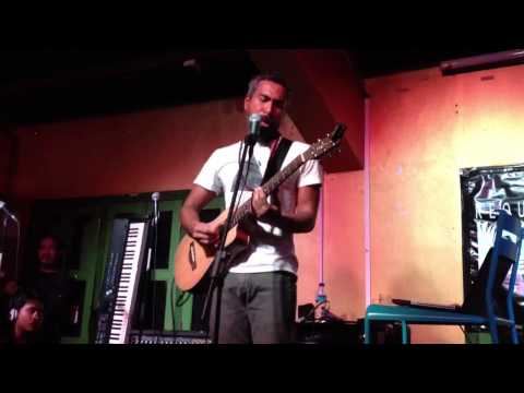 Franco Reyes - Touch the Sky