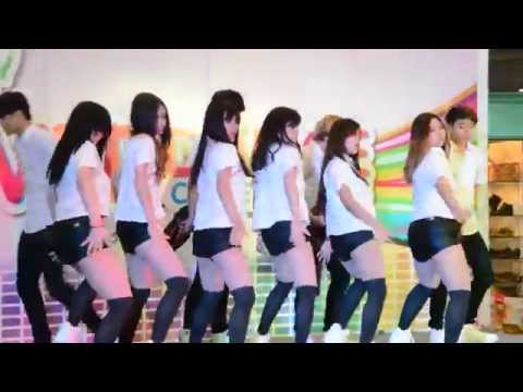 Ella cover Hello Venus - Sticky Sticky + Wiggle Wiggle @ HAHA cover dance Final