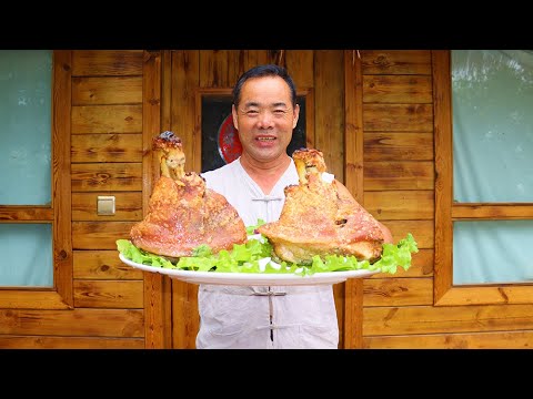 2 Pork Knuckles for $7, We Made Crispy Roasted Pork Knuckle, with Crispy Skin and Tender Meat