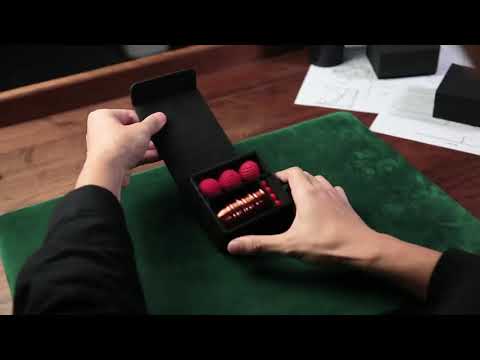 Voir la vidéo Mini Cups & Balls - TCC