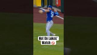What a throw by Nathan Lukes ???? #MLB #BlueJays #Toronto