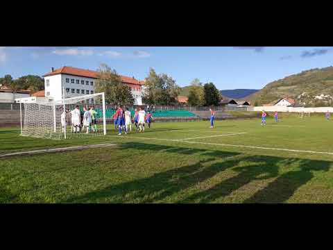 Pokušaj iz indirektnog udarca ekipe Unis-a u Brezi