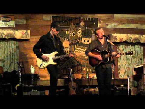 Dave Simonett w/ Erik Koskinen, 