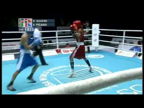 Fly (52kg) R16- Aguero Dagoberto (DOM) VS Picardi Vincenzo (ITA) -2011 AIBA World Champs
