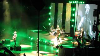 Sunrise Avenue @ Wiener Stadthalle, 27.2.2014, Letters in the Sand