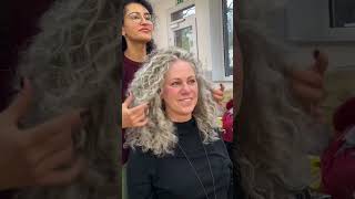 Oft weine ich innerlich vor Freude ❤️❤️Sooo wunderschön Menschen glücklich zu machen!#greyhair