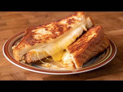 How to Make The Ultimate Grilled Cheese Sandwich at Home with a Cast Iron Pan & Hokkaido Milk Bread