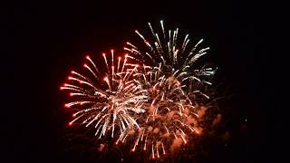 preview picture of video 'Spetses Γιορτή Armatas , Fireworks! 8/9/2012'