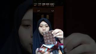 Download lagu UNIQUE, CUT THE CHOCOLATE AND TAKE IT ONE ONE, IT STILL REMAINS WHOLE mp3 Download lagu UNIQUE, CUT THE CHOCOLATE AND TAKE IT ONE ONE, IT STILL REMAINS WHOLE mp3
