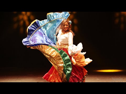 Espetáculo 2023 Poesia em movimento com solo de dança cigana artística em Encanto e liberdade Cigana