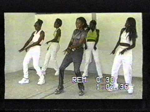 Latifa Lamid ft Buk Bak ( Ronnie Coaches ) and Van Vicker (Official Video)