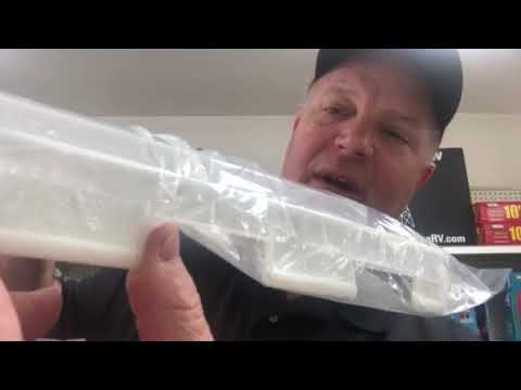 14 x 14 Vent Lid Hinge Types - All Brands