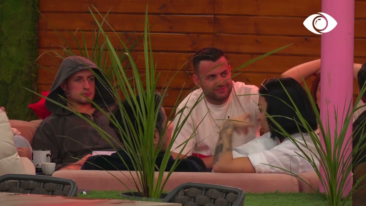 Mikela: Hyra me strategji, por...