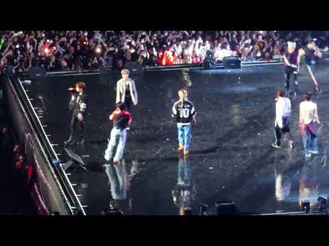 STRAY KIDS - God's Menu MUSIC BANK PARIS 230408