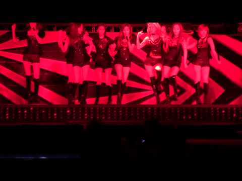 FANCAM SMTown Jakarta 2012 - SNSD genie