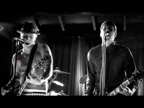 Video thumbnail for Kiss Me, Kill Me