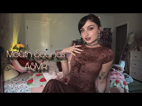 Fast Mouth Sounds ASMR (Clicking, Fluttering, w/ Hand Movements) 