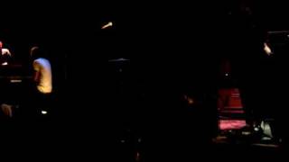 Lovedrug-Pretend You&#39;re Alive