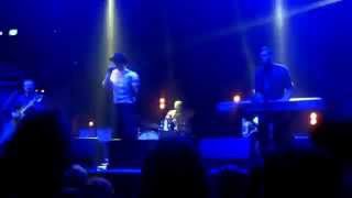 Maximo Park - A Year Of Doubt (Live, Manchester Albert Hall, 18/11/15)