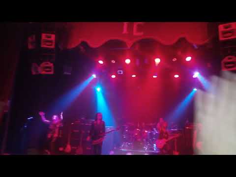 Gene Simmons - Calling Dr. Love ( Chile 26 October 2017 )