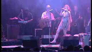 Róisín Murphy - If We&#39;re In Love Live @ Rock Werchter 2005