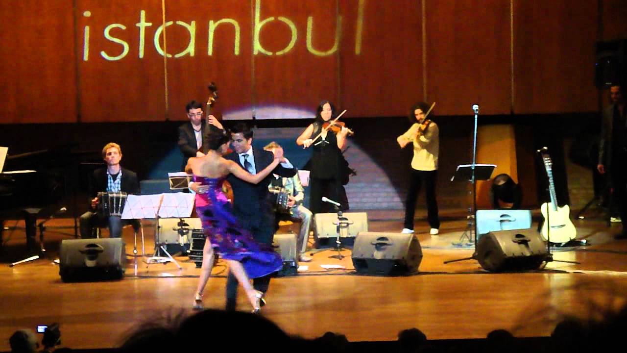 Sebastian Achaval & Roxana Suarez