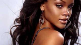 Rihanna - Hard (Remix) (Feat. Lil&#39; Kim and Dutchie)