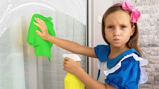 Download lagu Sofia helps Mom and stories about Play with Cleaning Toys mp3 Download lagu Sofia helps Mom and stories about Play with Cleaning Toys mp3