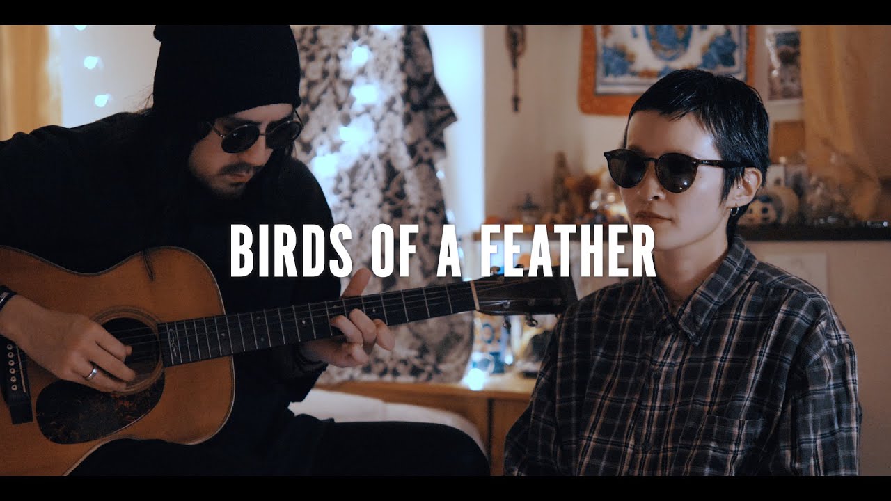 BIRDS OF A FEATHER - Billie Eilish【弾き語りカバー/夫婦で歌う】