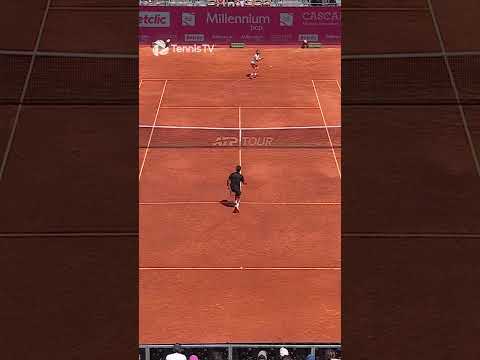 The Underarm Serve + Lob Combo 👀