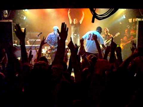 galactic @ 8X10 in Baltimore Oct 09, Jumping crowd passes Boe Money around